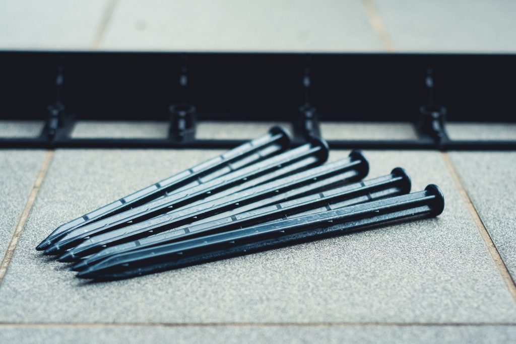 Plastični robniki za vrt